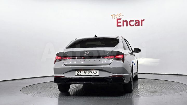 Hyundai Avante 2021 — 4