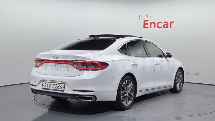 Hyundai Grandeur 2018 — 2