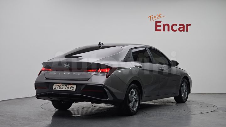 Hyundai Avante 2024 — 2
