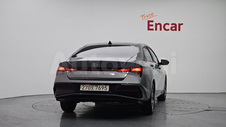 Hyundai Avante 2024 — 4