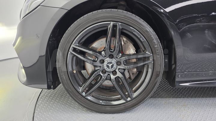 Mercedes-Benz E Class 2019 — 5
