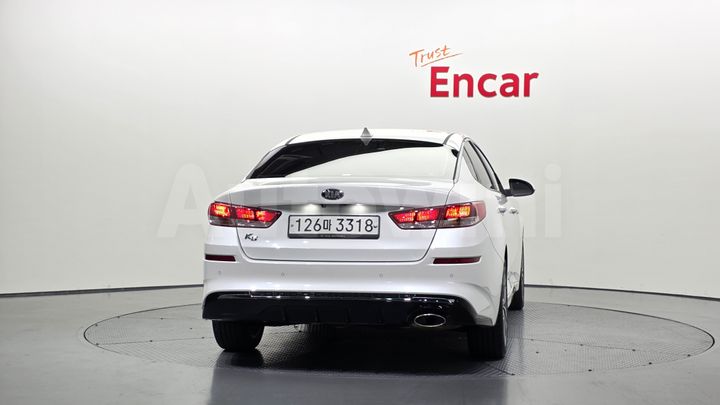 Kia K5 2019 — 4