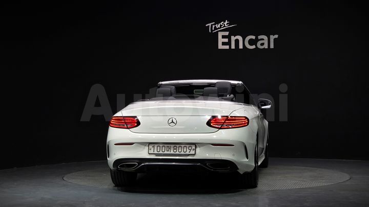 Mercedes-Benz C Class 2019 — 4