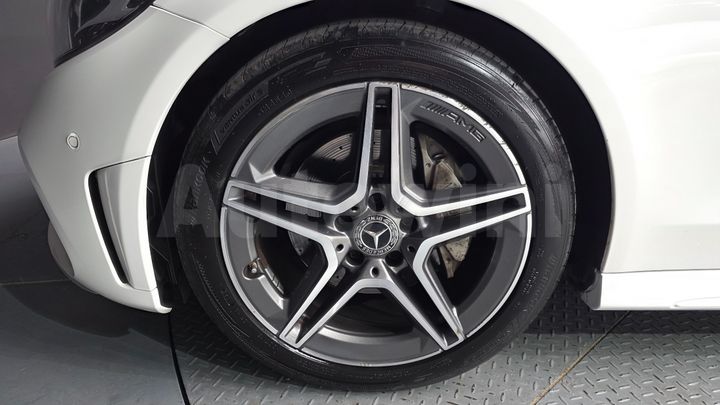 Mercedes-Benz C Class 2019 — 5