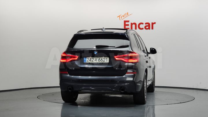 BMW X3 2021 — 4