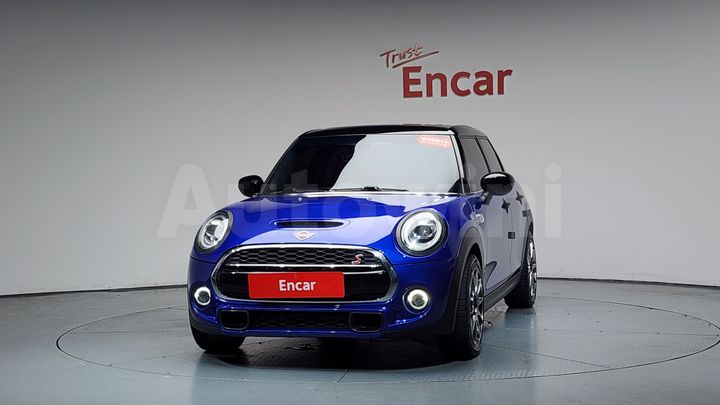 Mini Cooper 2020 — 2