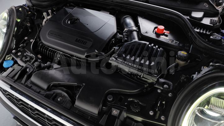 Mini Cooper 2020 — 5