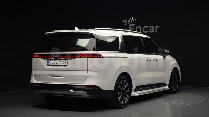 Kia Carnival 2022 — 2