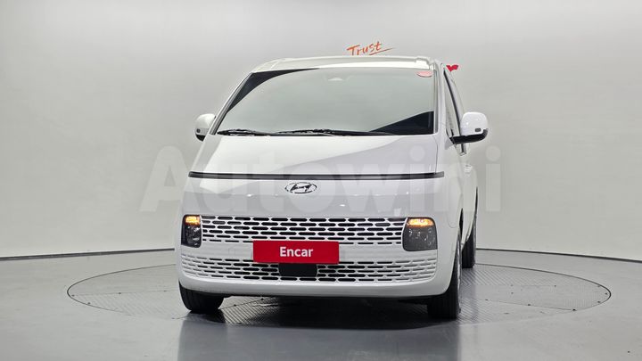 Hyundai Staria 2022 — 3