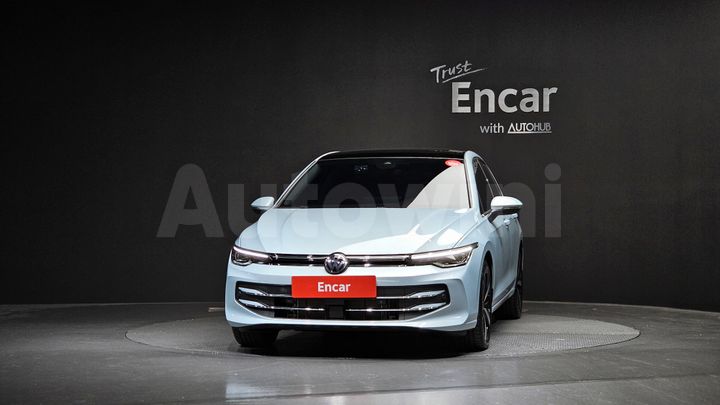 Volkswagen Golf 2025 — 3