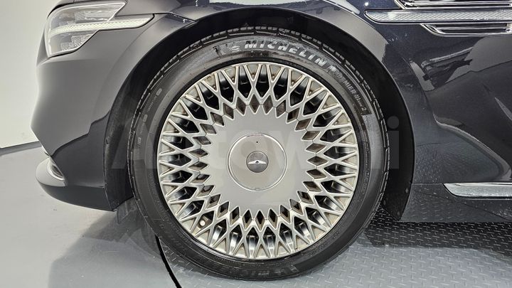 Genesis G90 2019 — 5