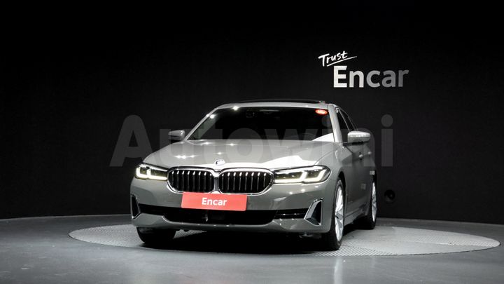 BMW 5 Series 2021 — 3