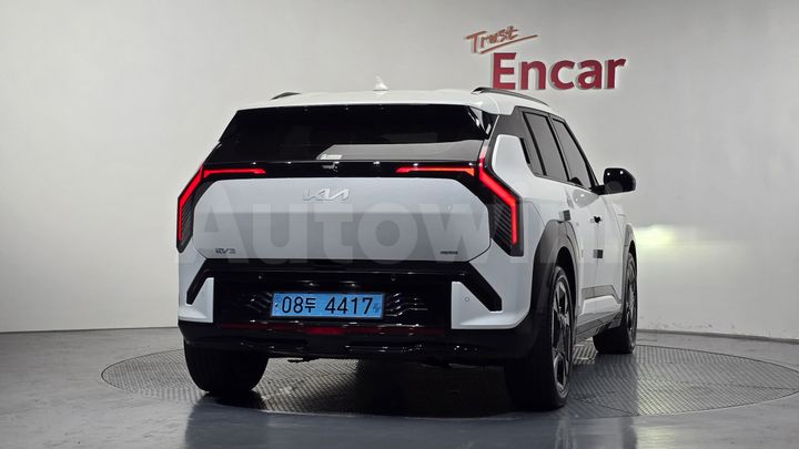 Kia EV3 2025 — 4