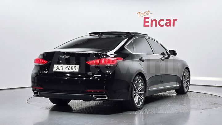 Hyundai Genesis