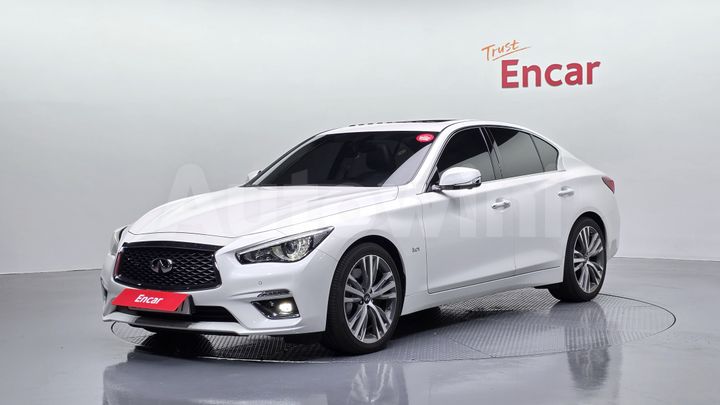 Infiniti Q