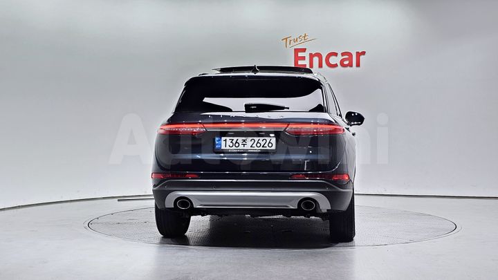 Lincoln Corsair 2021 — 4