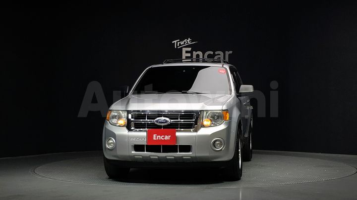 Ford Escape 2011 — 3