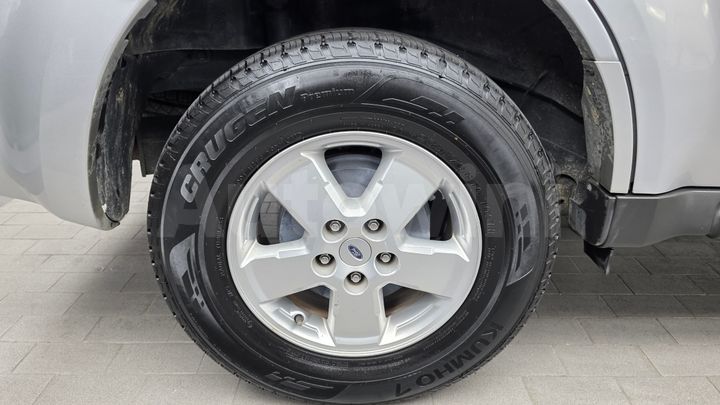 Ford Escape 2011 — 5