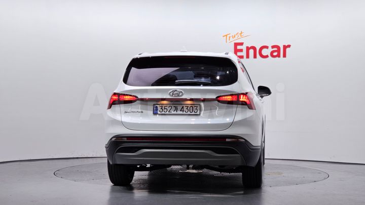 Hyundai SantaFe 2021 — 4