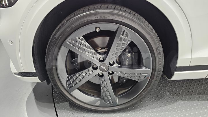 Genesis GV70 2021 — 5