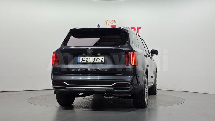 Kia Sorento 2021 — 4