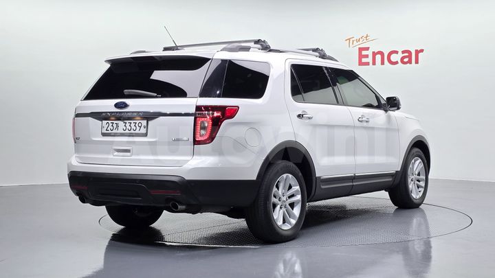 Ford Explorer 2014 — 2