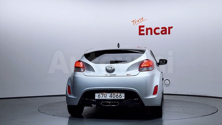 Hyundai Veloster 2012 — 4