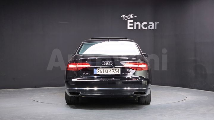 Audi A8 2015 — 4