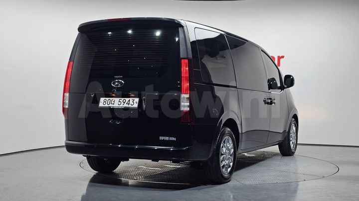 Hyundai Staria 2022 — 2