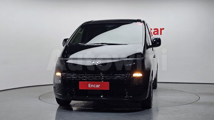 Hyundai Staria 2022 — 3