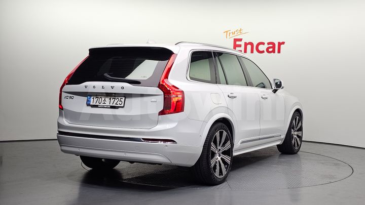 Volvo XC90 2023 — 3