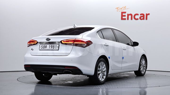 Kia K3 2017 — 2