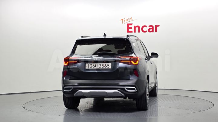 Kia Seltos 2022 — 4