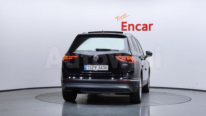 Volkswagen Tiguan 2020 — 4