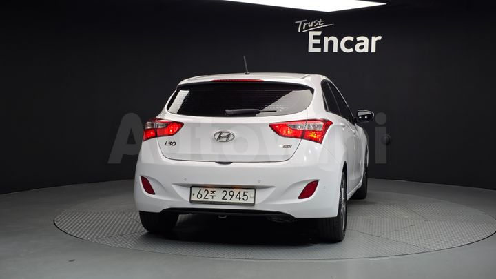 Hyundai i30 2016 — 4