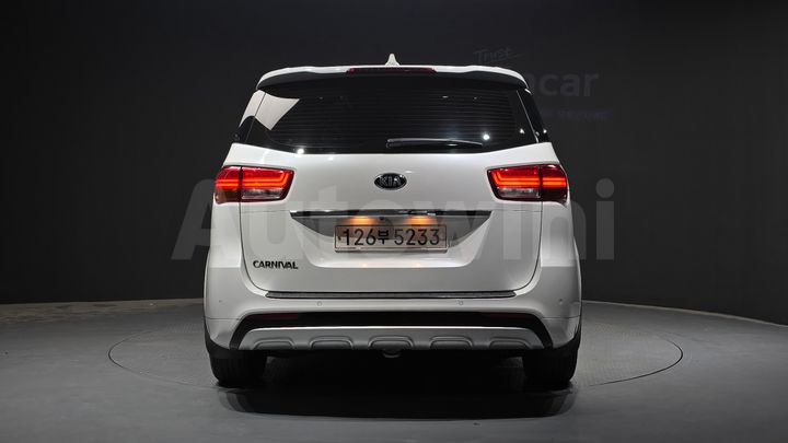 Kia Carnival 2018 — 4