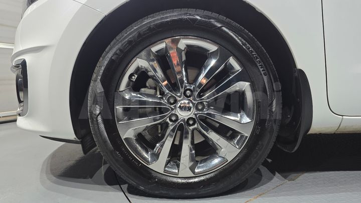 Kia Carnival 2018 — 5