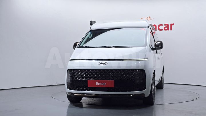 Hyundai Staria 2024 — 3