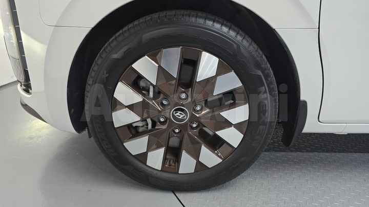 Hyundai Staria 2024 — 5