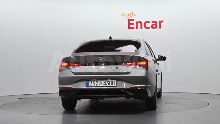 Hyundai Avante 2021 — 4
