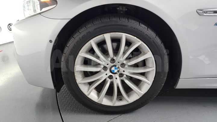 BMW 5 Series 2016 — 5