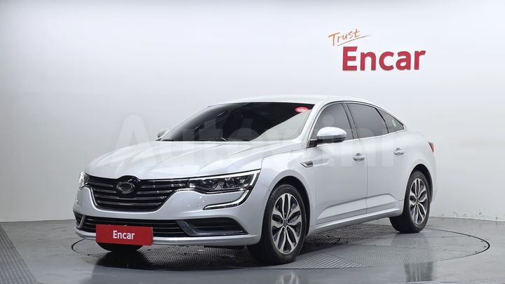 Renault SM6