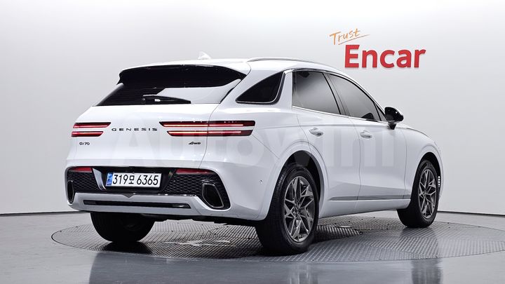 Genesis GV70 2024 — 2