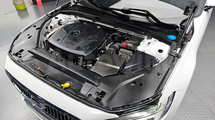Volvo S90 2019 — 5