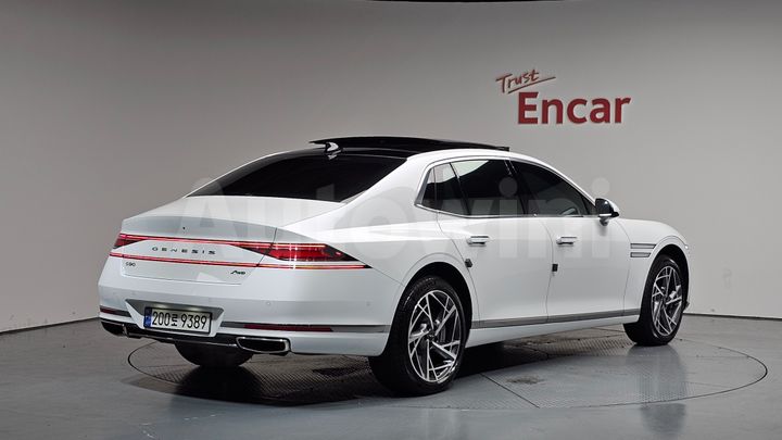 Genesis G90 2025 — 2