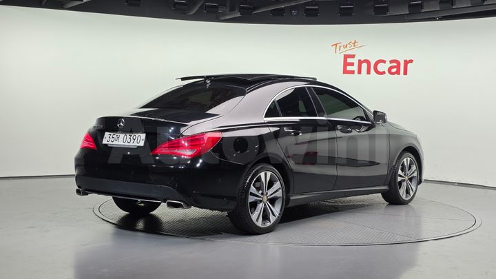 Mercedes Benz CLA Class