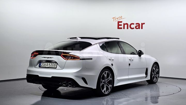 Kia Stinger 2020 — 2