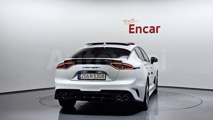 Kia Stinger 2020 — 4