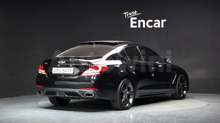 Genesis G70 2019 — 2