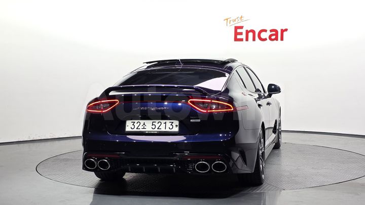 Kia Stinger 2019 — 3